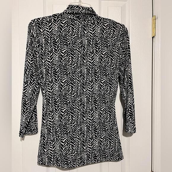 Chaus wrap blouse - Picture 2 of 2